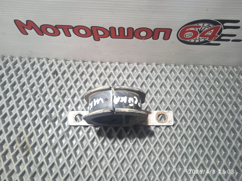 Крепление рулевой рейки правое Шкода Октавия А5 1,4 BUD Б/У