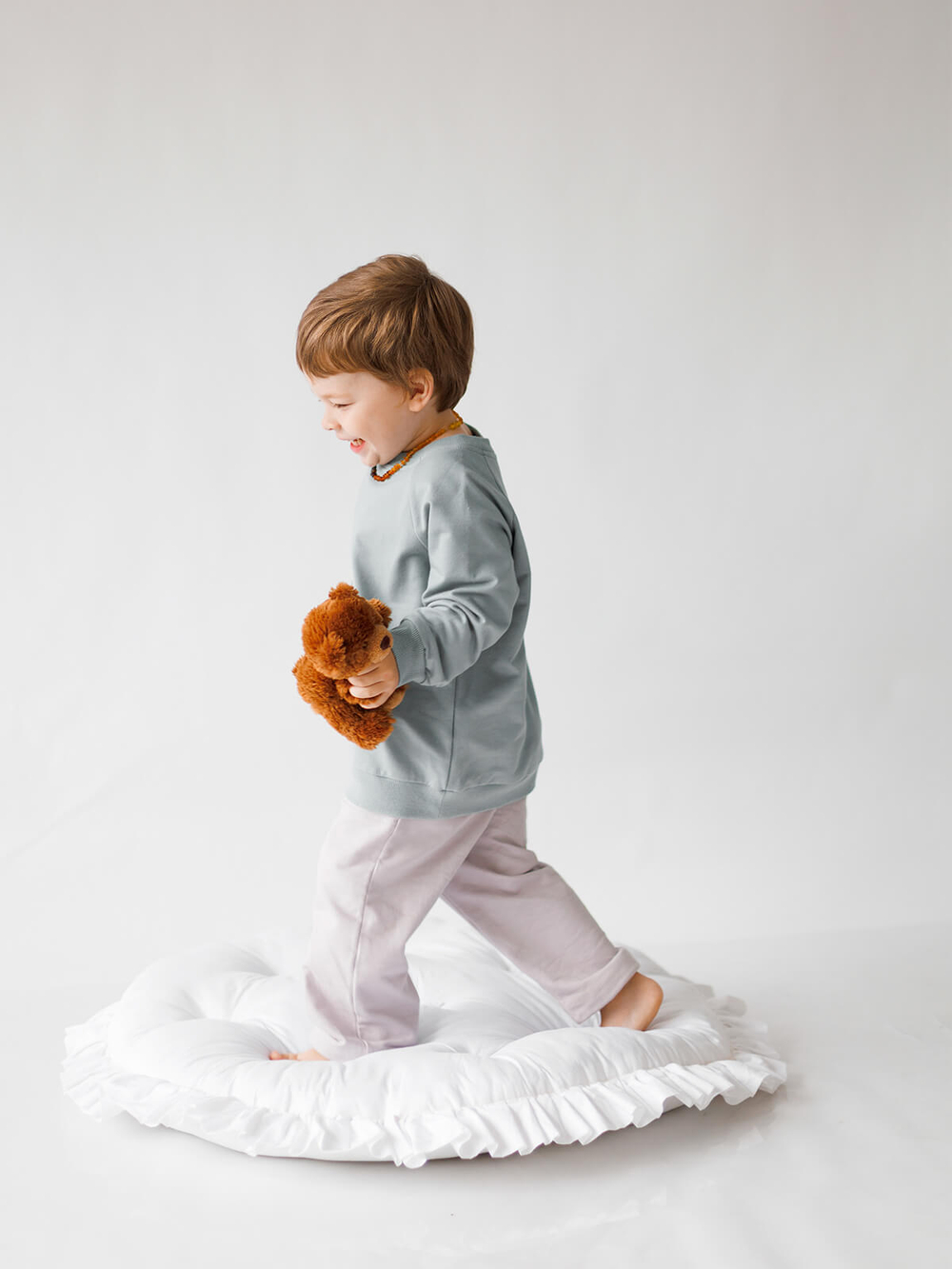 Свитшот оверсайз Mjölk Baby Blue