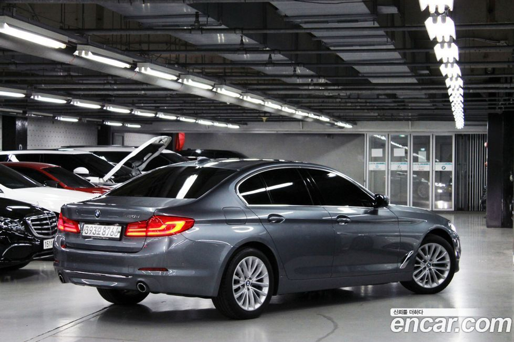 BMW 5 Series (G30) 520d Luxury Plus (09.2019)
