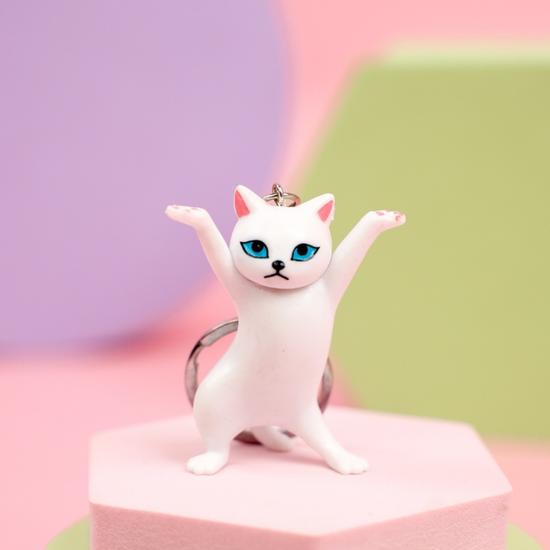 Брелок Позирующий котик, белый