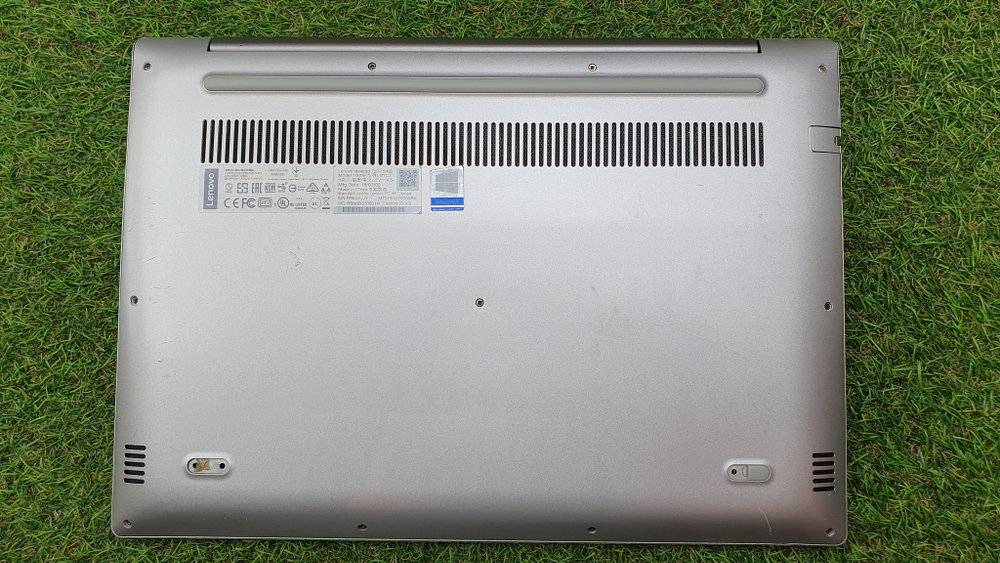 Игровой Lenovo i7-8/12gb/RX 550 4 Gb/FHD/  IdeaPad 720-15 81C70005RK