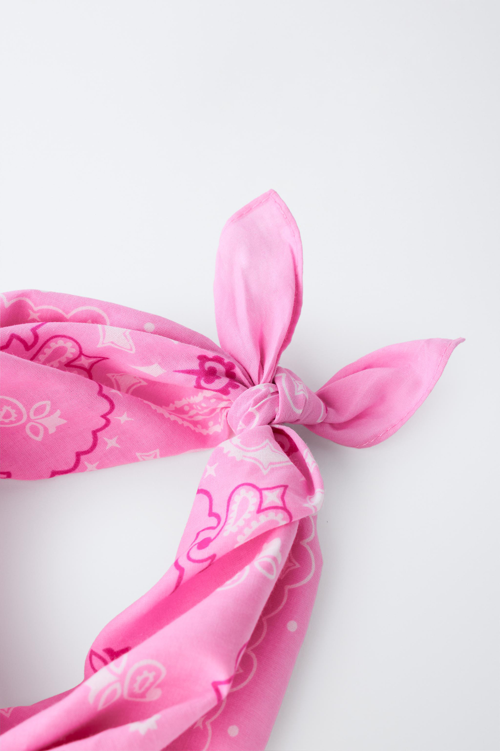 ZARA БАНДАНА С ПРИНТОМ ПЕЙСЛИ, РОЗОВЫЙ