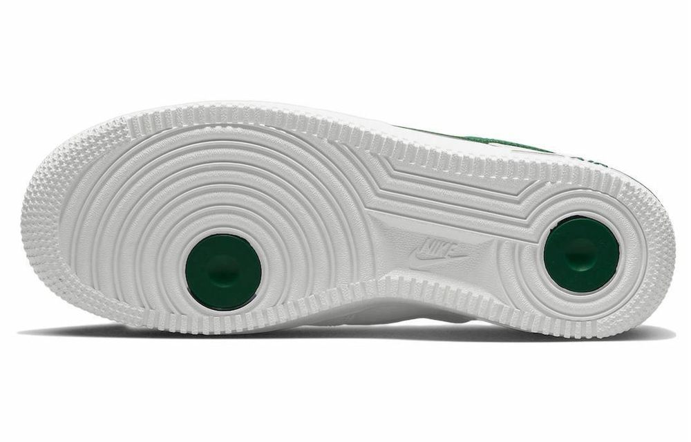 Кроссовки Nike Air Force 1 Low '07 Se 40 (Женская размерная сетка)