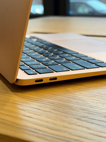 MacBook Air 13 M1 8/256Gb Gold