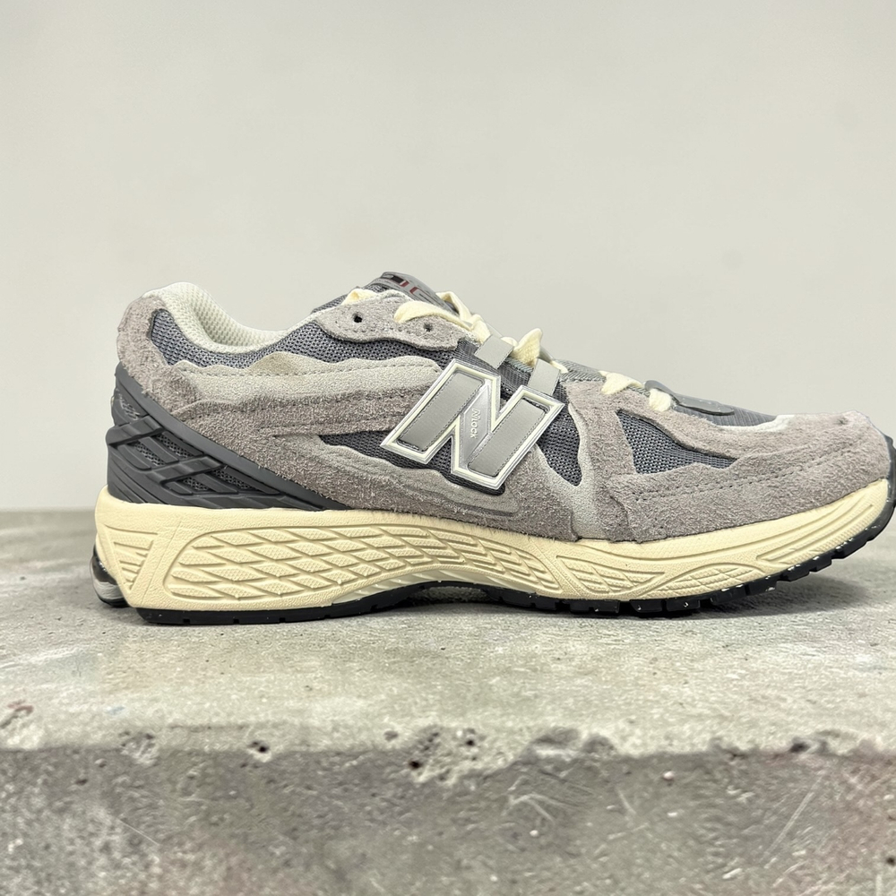 New Balance 1906D • Light Gray