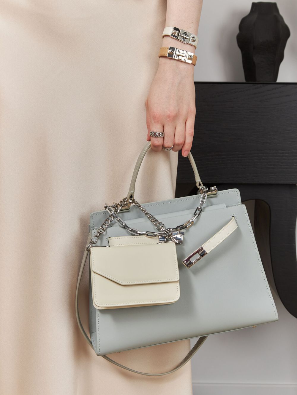 МИНИ-СУМОЧКА «BASE» МОЛОЧНЫЙ