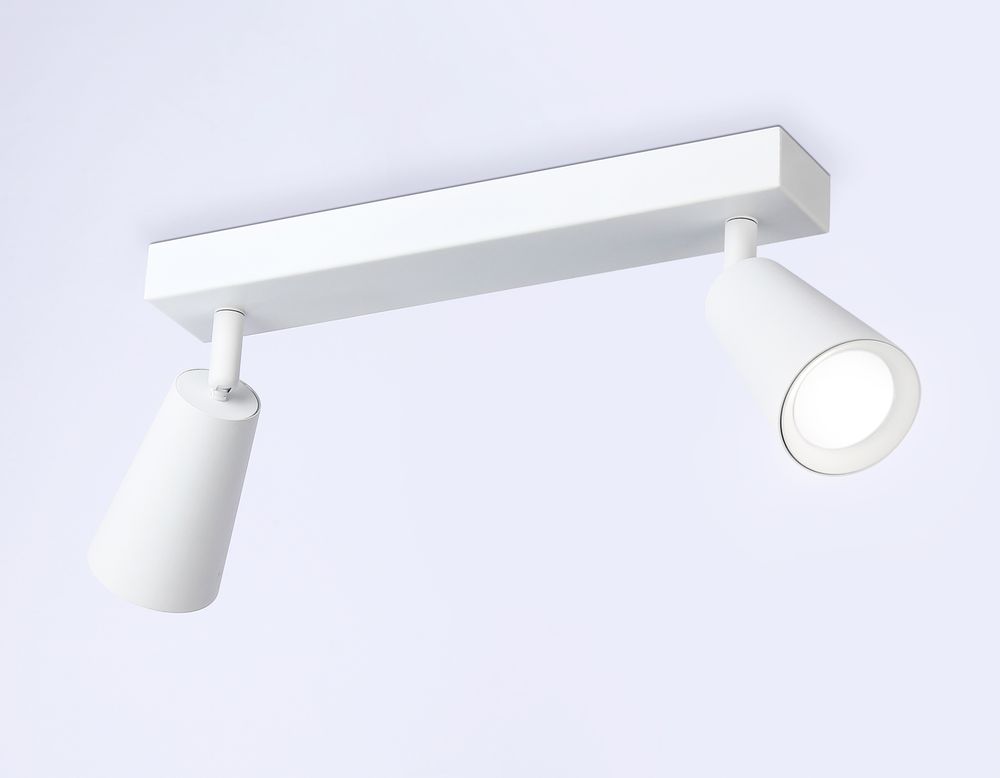 Ambrella Накладной поворотный спот со сменной лампой GU10 Move TA13145