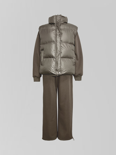 Спортивный костюм-тройка 23367 из зип-кофты, прямых штанов на кулиске и жилета