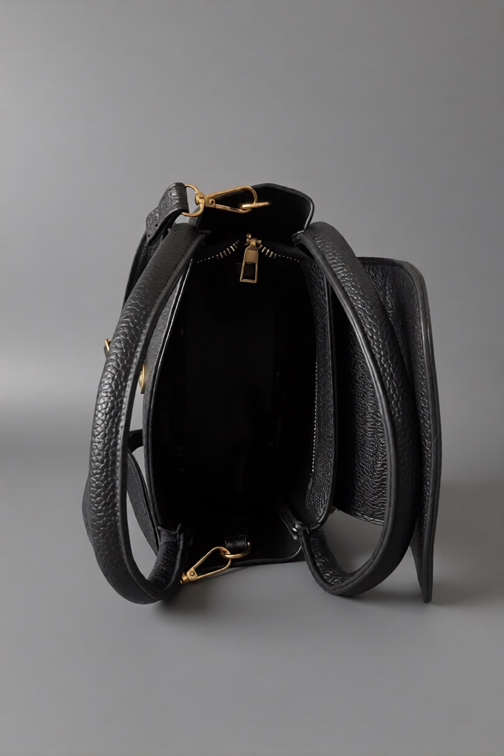 Женская сумка-клатч из натуральной кожи QOZA черный