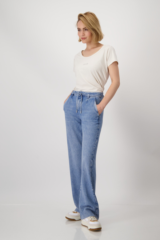 Джинсы из лиоцелла