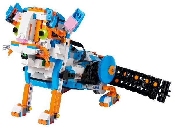 Электронный конструктор LEGO Boost 17101 Инструменты для творчества