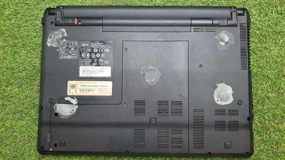 Ноутбук Acer  i3/3Gb