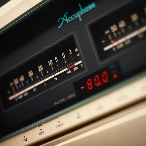 Accuphase E-800 Gold