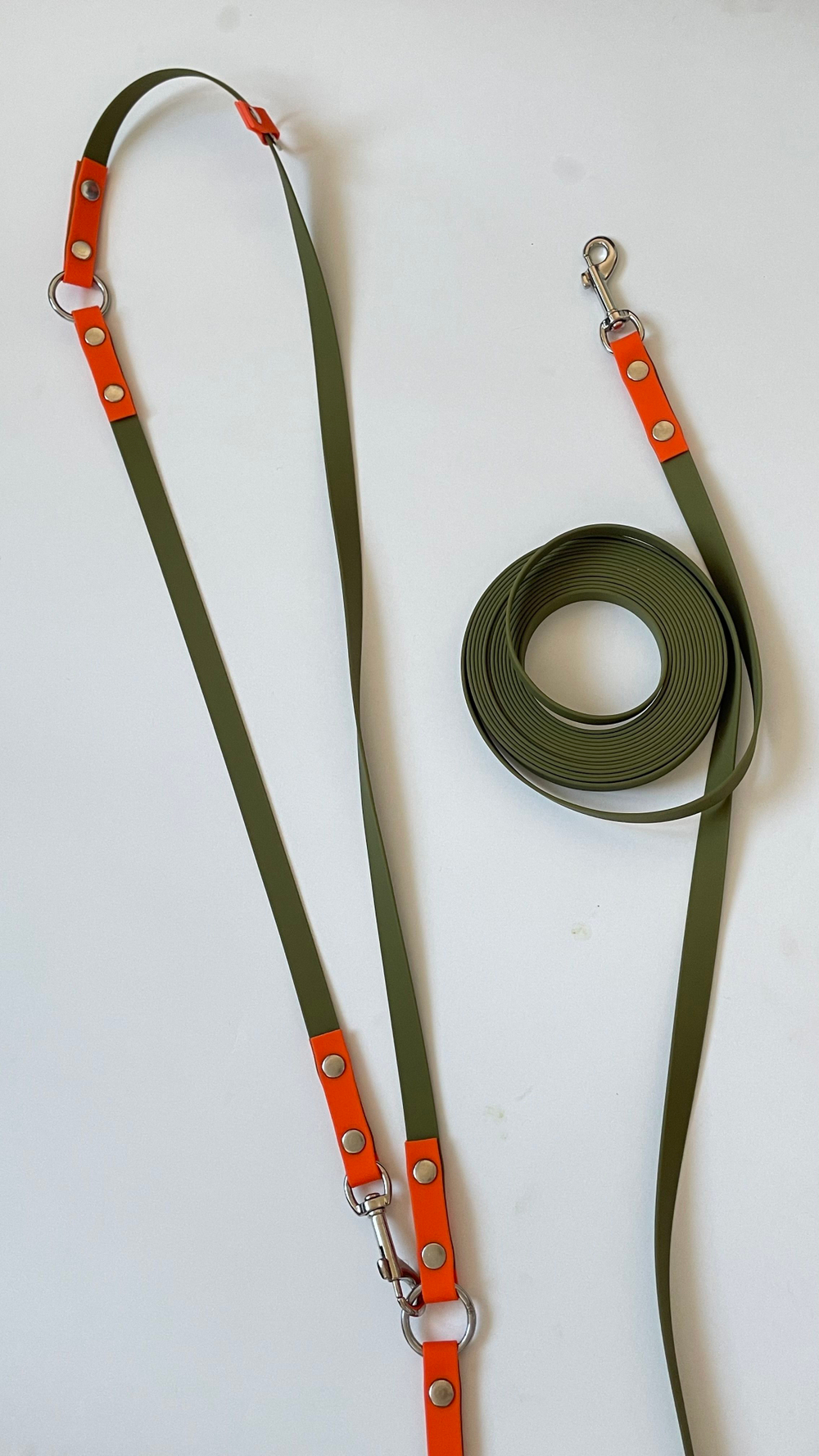 Перестёжка поводок для собак , биотан 5 м , 20 мм. Хаки и оранжевый.