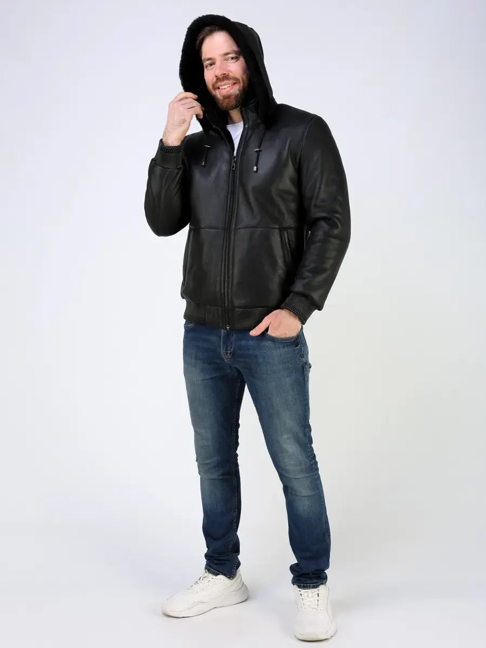 Дубленка зимняя натуральная с капюшоном