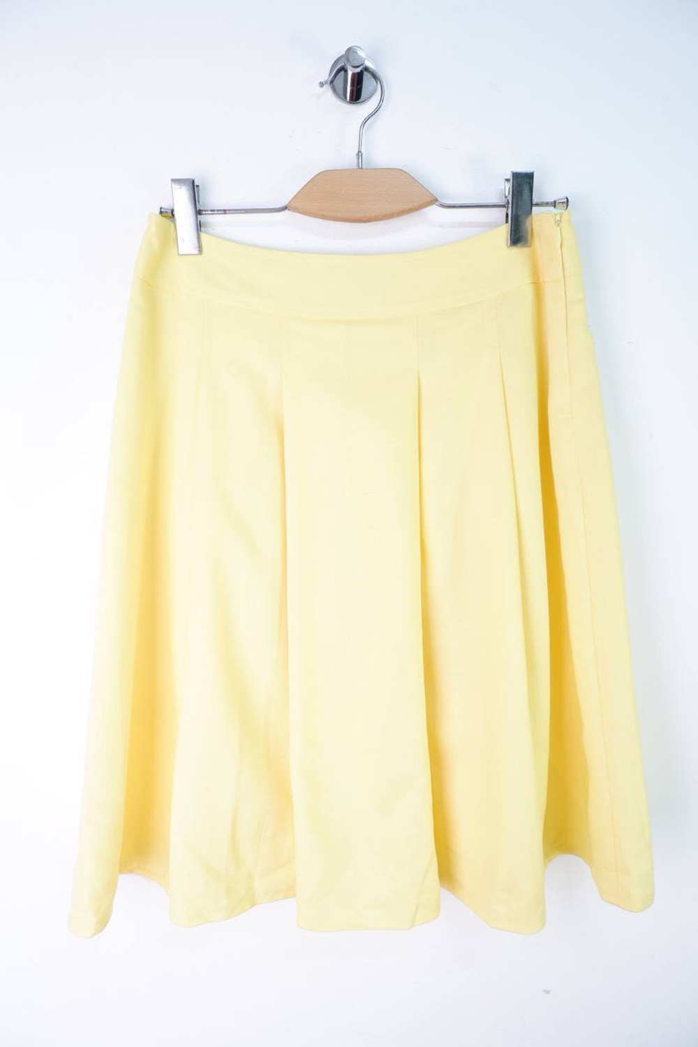 Юбка La Belle яркого цвета, маркировка 42, визуально 48 размер