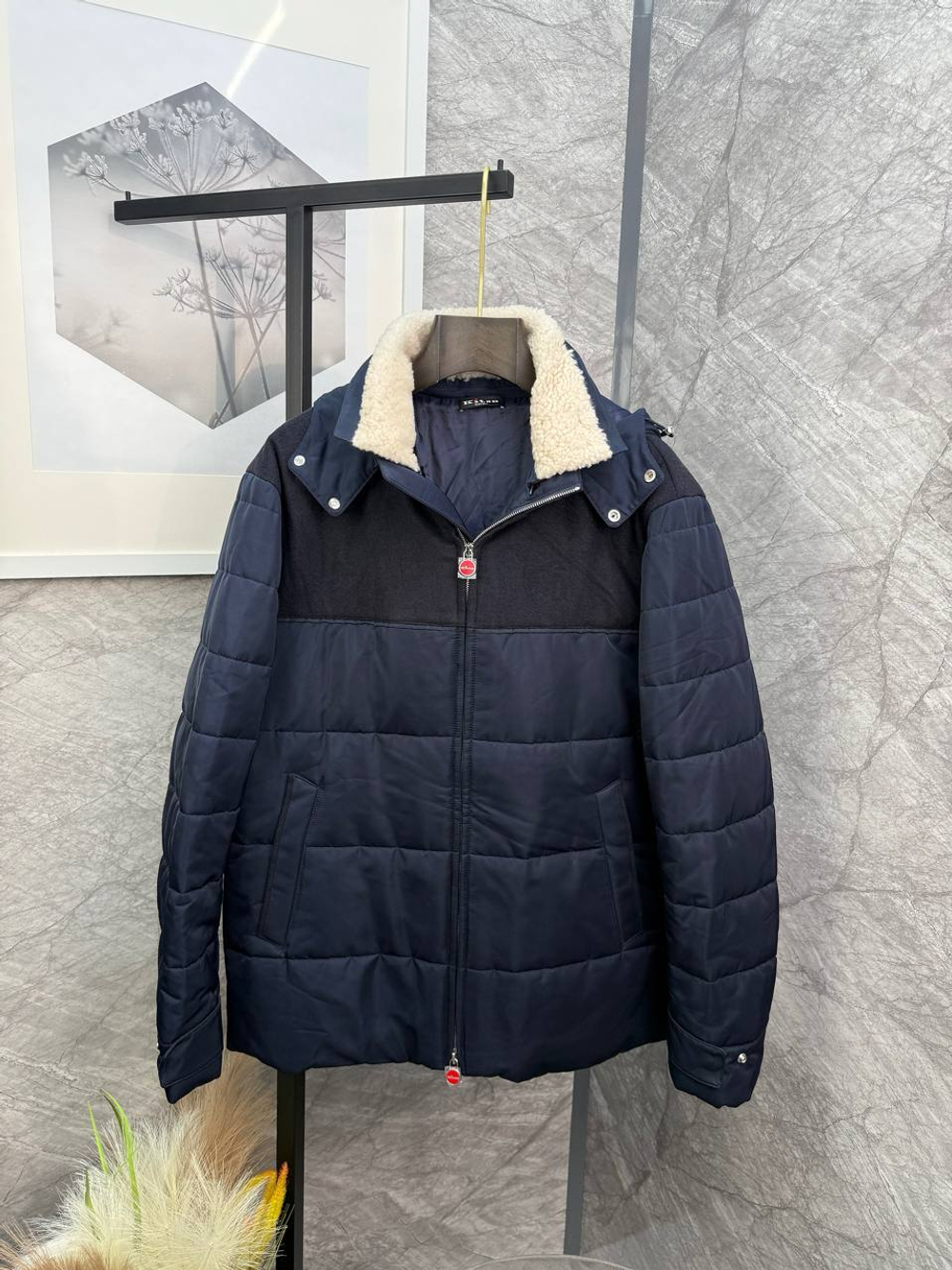 Пуховик Kiton