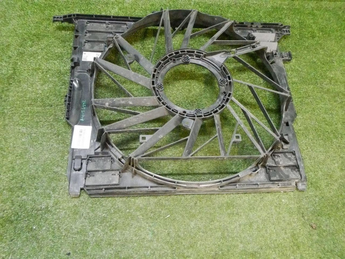 Диффузор вентилятора BMW 5er F10, F11 (2009-2017)