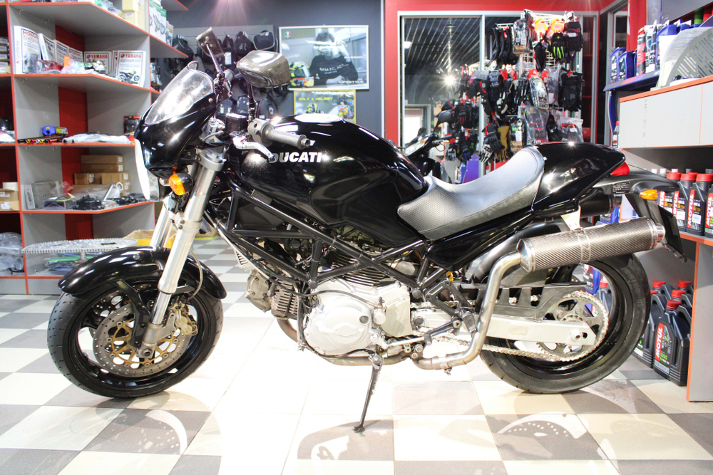 Ducati Monster 400 038145