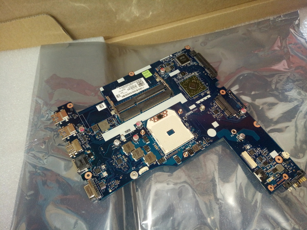 Материнская плата для ноутбука Lenovo G505s VALGD W8P UMA (90003235), оригинал