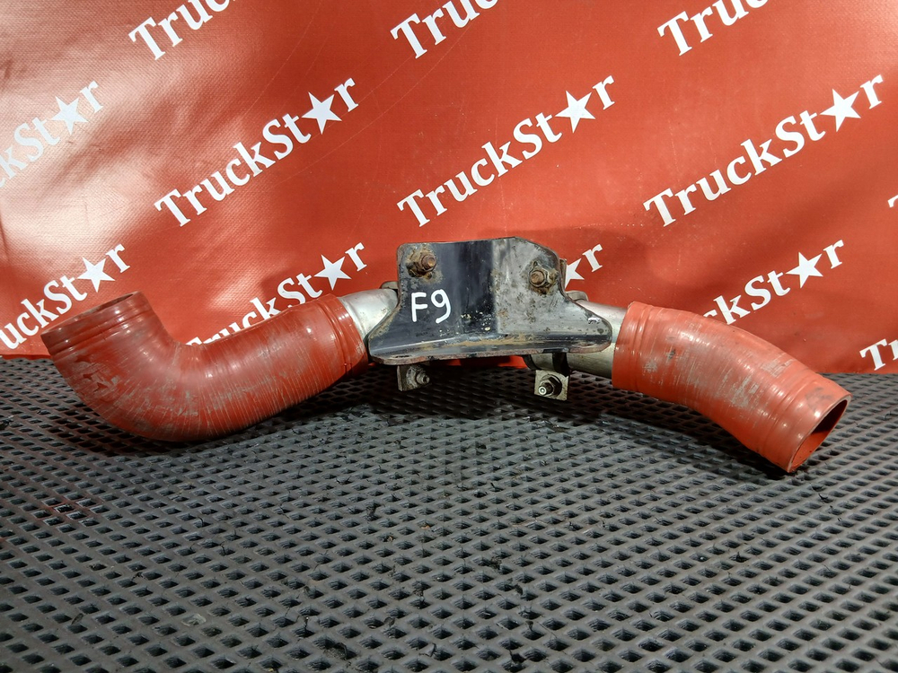 Патрубок охлаждения ретардера 2023г.