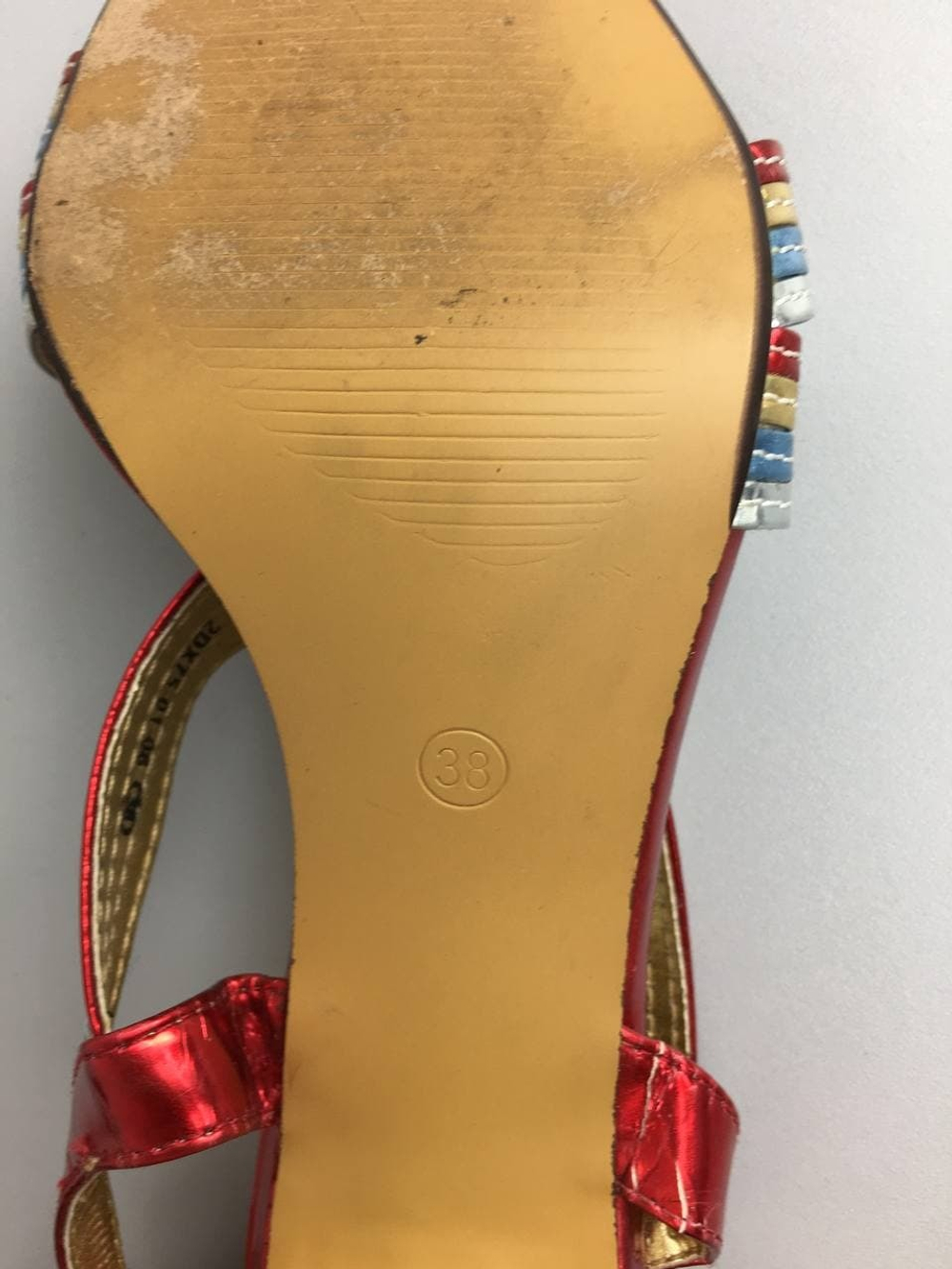 Босоножки разноцветные 38 размер