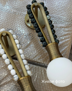 Акцентные настенные светильники с декоративными элементами ✨