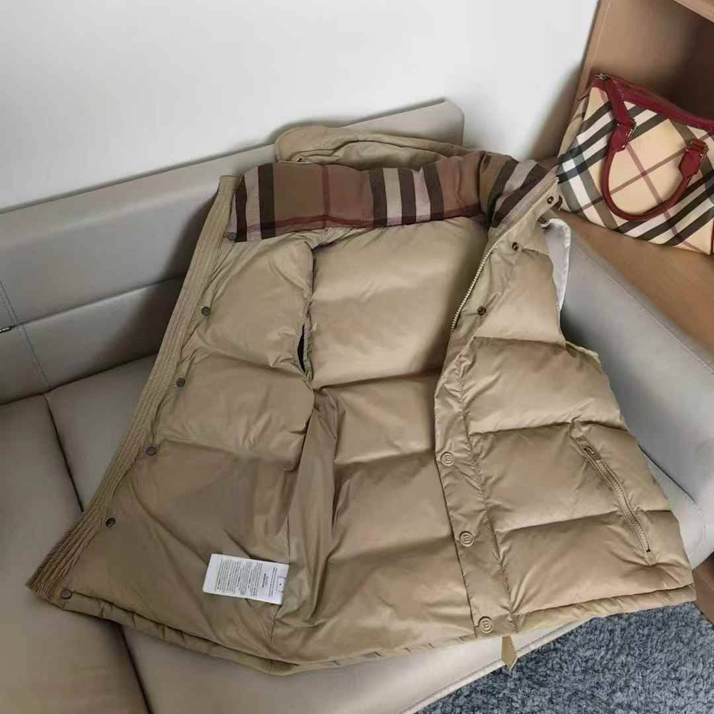 Жилет Burberry