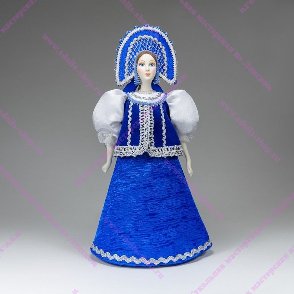 Сувенирная кукла в круглом двурогом кокошнике