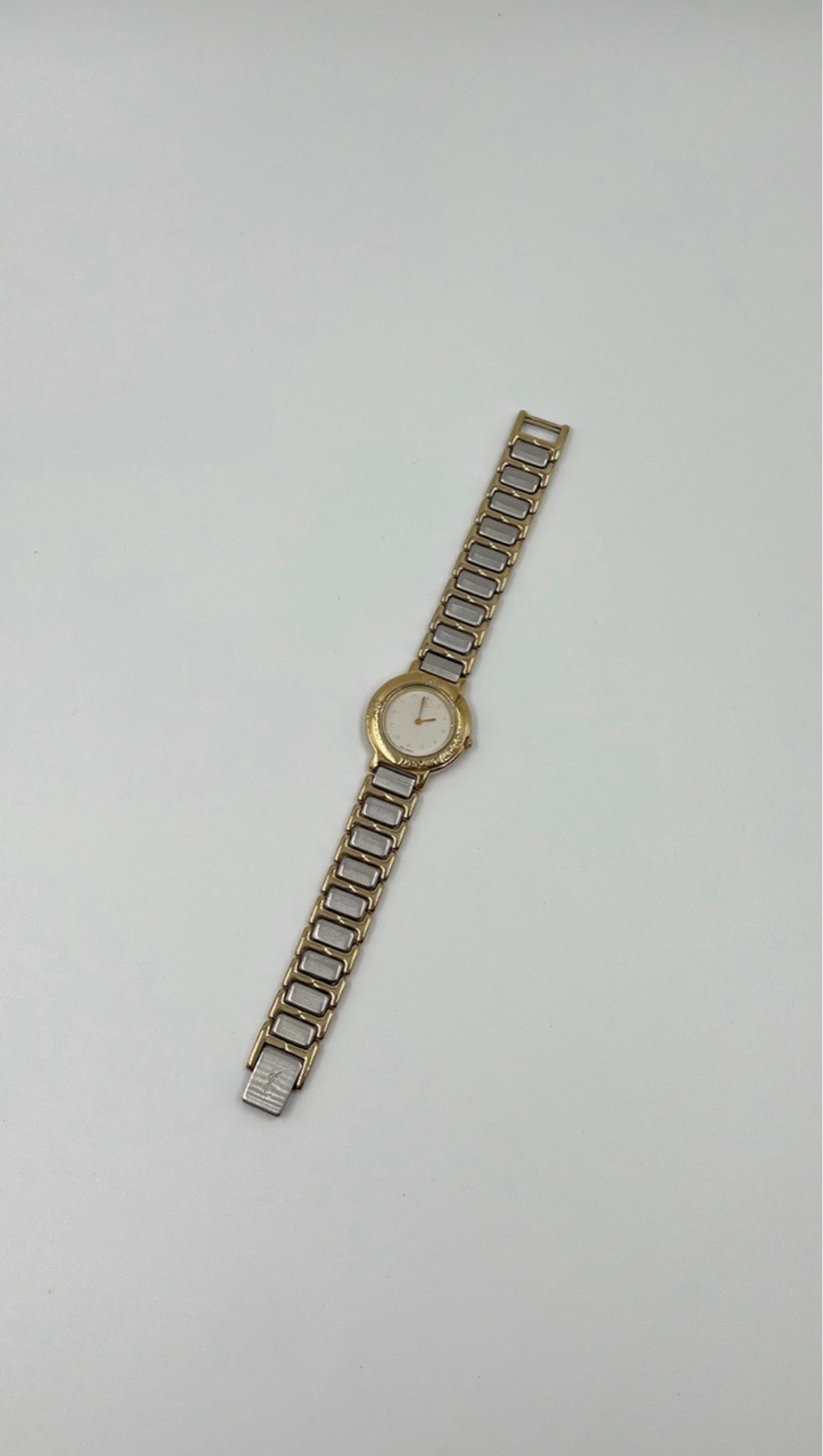 Часы Yves Saint Laurent (только онлайн)