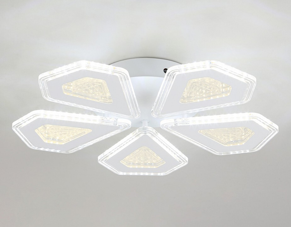 Потолочная люстра Ambrella Light FA FA4030