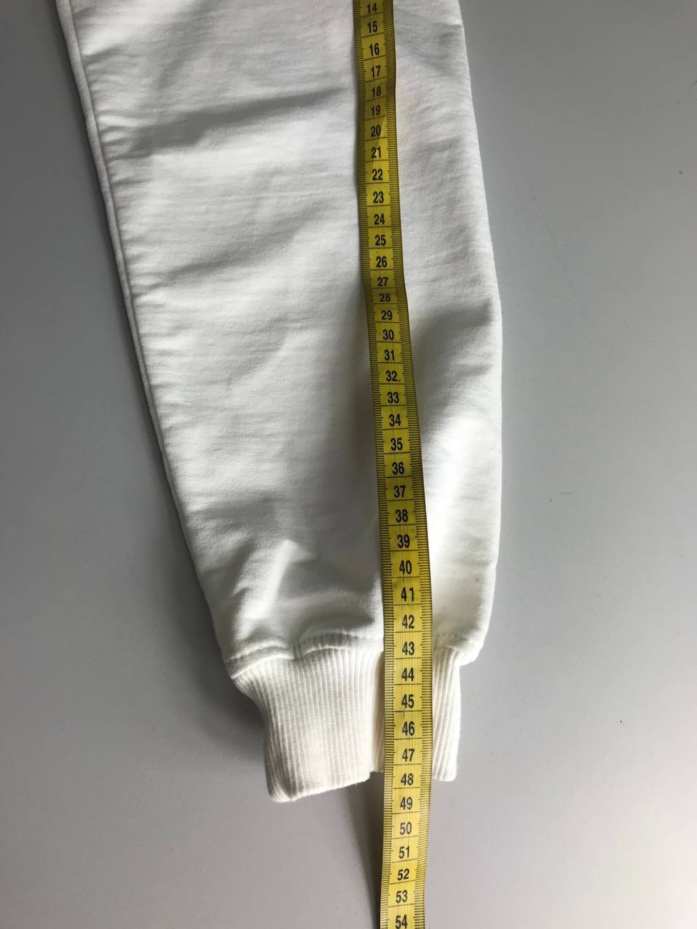 Свитшот Boni's Brand практичный, маркировка М, визуально на 46 размер