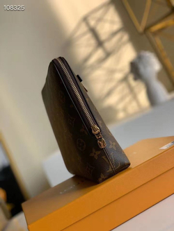 Louis Vuitton Pouch