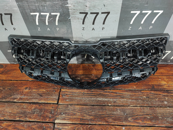 Решетка радиатора Mercedes GLK (X204) 12-15 Б/У Оригинал A20488029839982