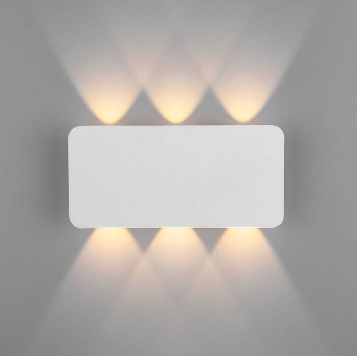Настенный светодиодный светильник Elektrostandard 40138/1 LED белый a055776