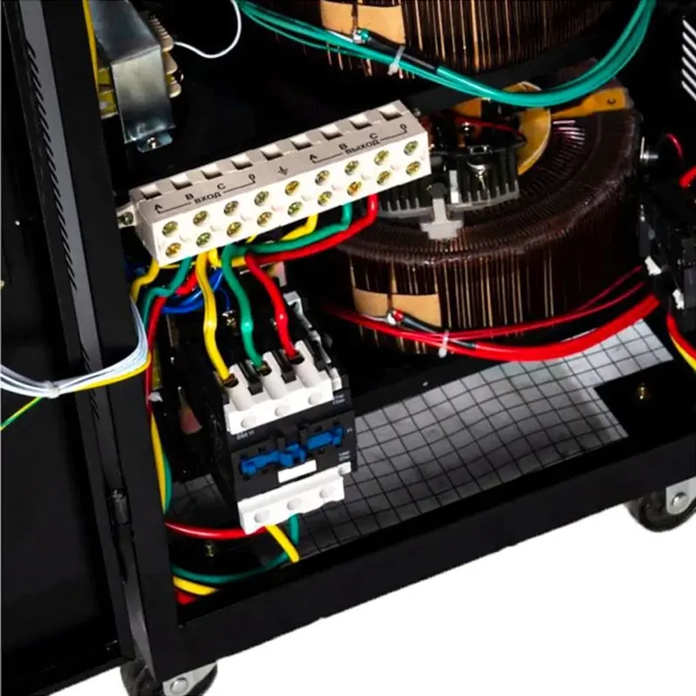 Ресанта АСН-30000/3-ЭМ трехфазный стабилизатор напряжения 63/4/7