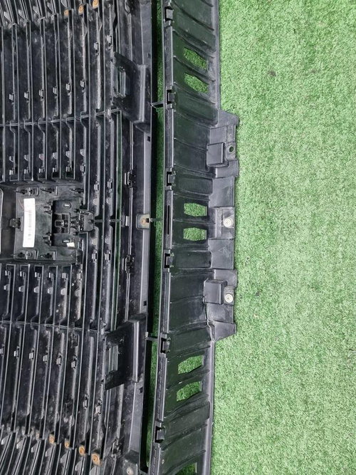 Решетка радиатора Tank 500 (2021-н.в.)