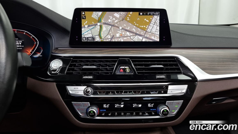 BMW 5 Series (G30) 520d Luxury Plus (10.2019)