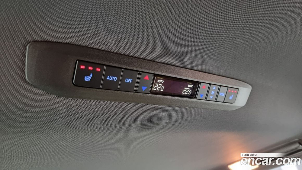 Toyota Sienna 4 Generation 2.5 Hybrid AWD (12.2023)