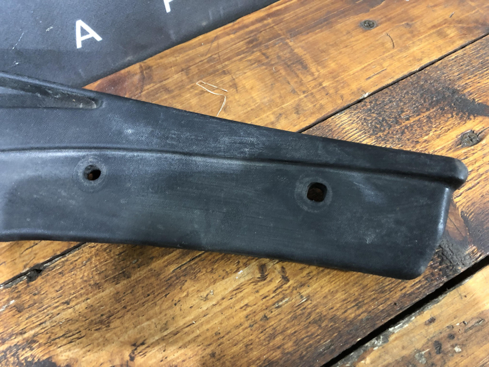 Брызговик задний правый Kia Soul 2 (PS) 16-19 Б/У Оригинал 86842b2500