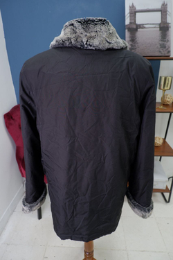 Куртка демисезонная 46 размер