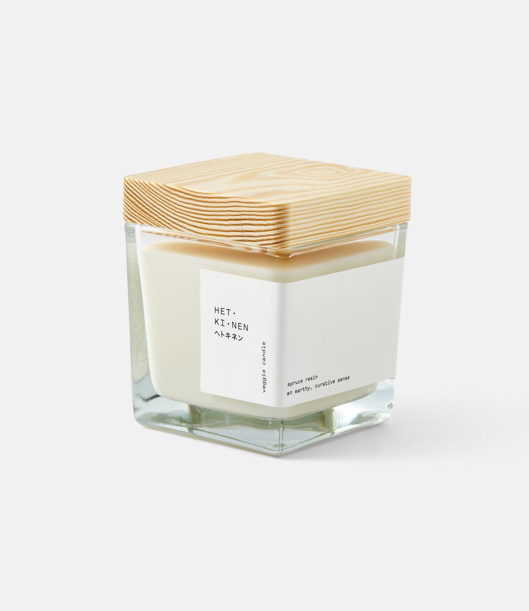 Hetkinen Veggie Candle Spruce Resin Square — вегетарианская свеча