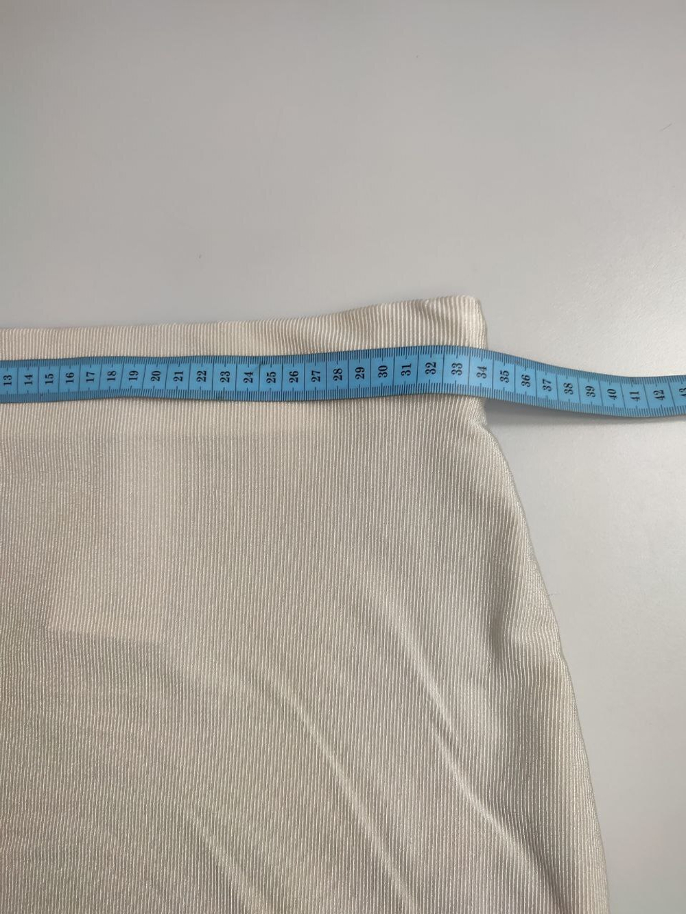 Юбка светлая 40 размер