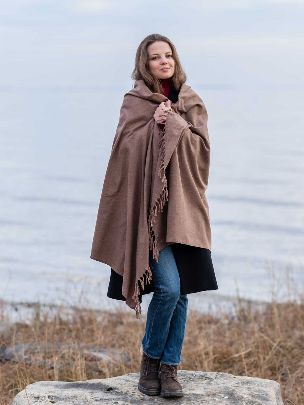 Шерстяной палантин