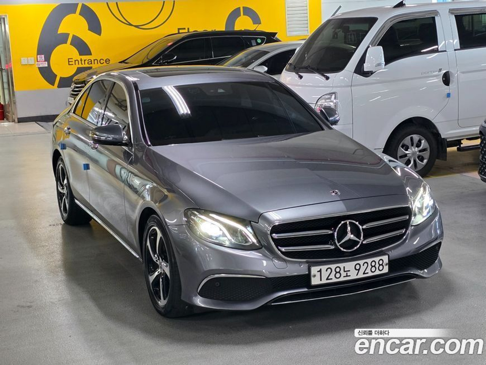 Mercedes-Benz E-Class W213 E250 Avangarde (12.2019)