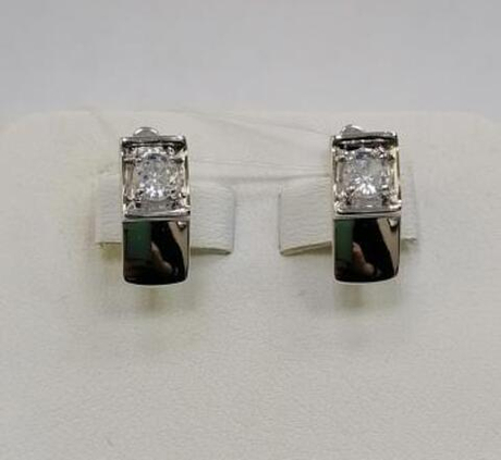 Серьги из золота с фианитами