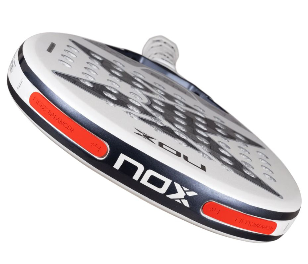 Ракетка для падел тенниса NOX AT10 Genius 12K Alum Xtrem Lite by Agustin Tapia 2026