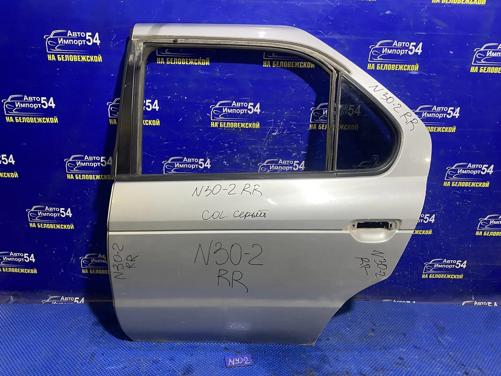 Дверь задняя левая NISSAN R'NESSA 1997