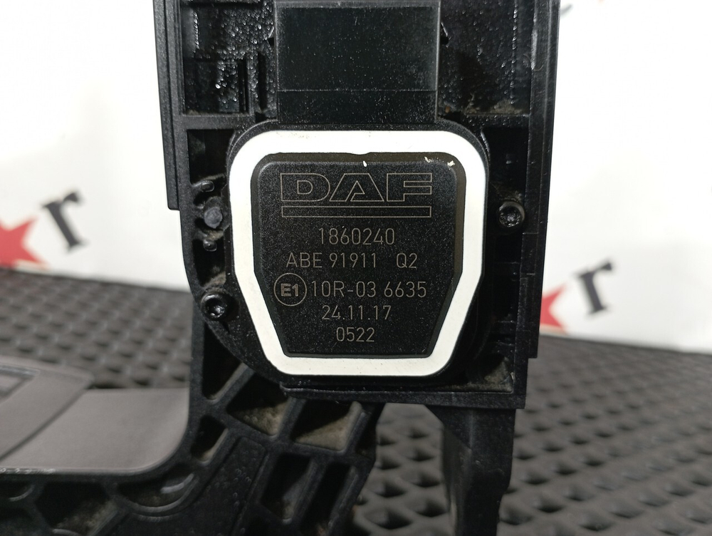 Педаль газа электронная 2018г