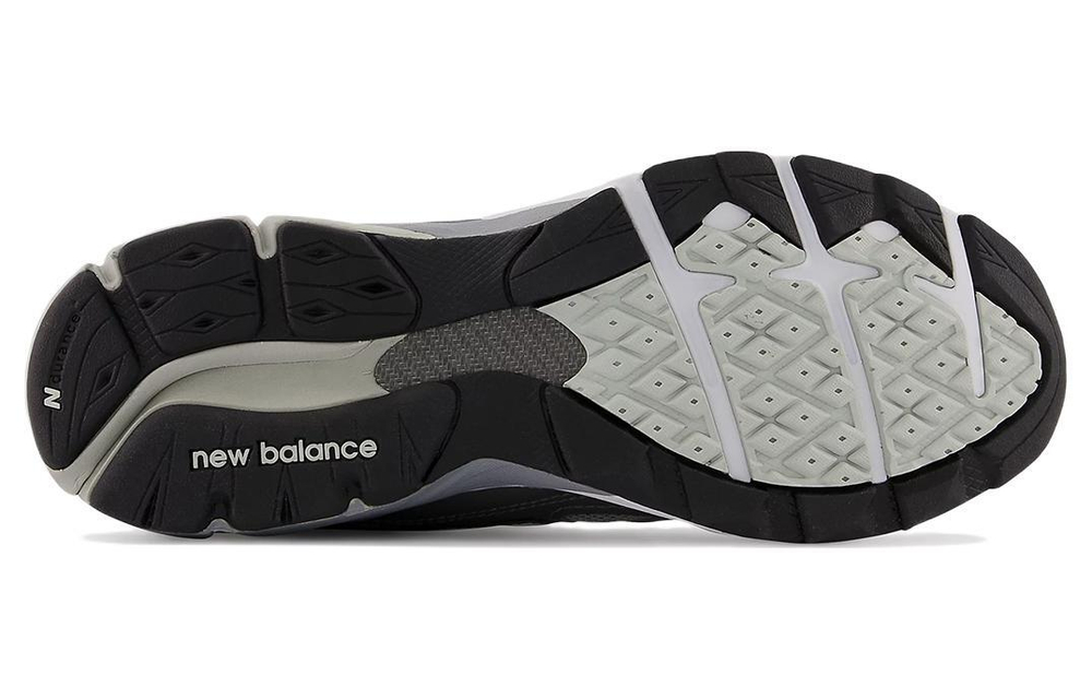 Кроссовки New Balance Nb 990 V3